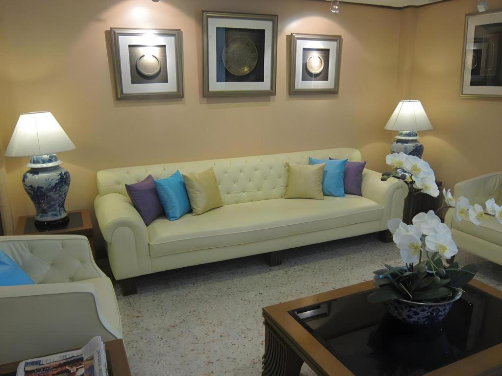 Lido Beach Hotel Pattaya Luaran gambar