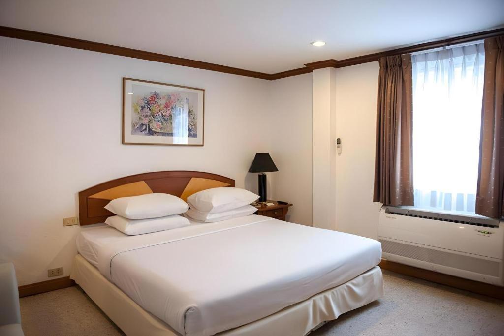 Lido Beach Hotel Pattaya Luaran gambar
