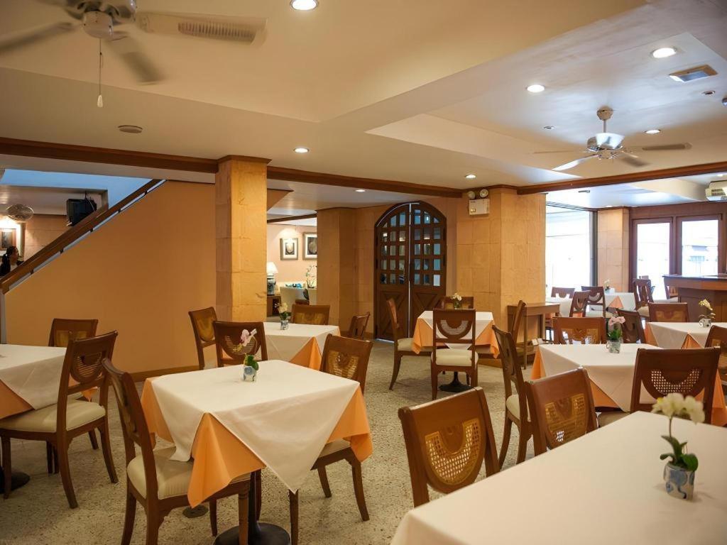 Lido Beach Hotel Pattaya Luaran gambar