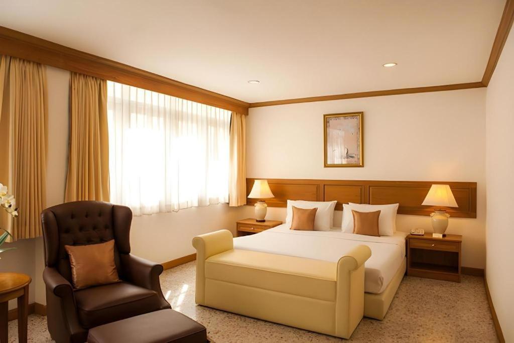 Lido Beach Hotel Pattaya Luaran gambar