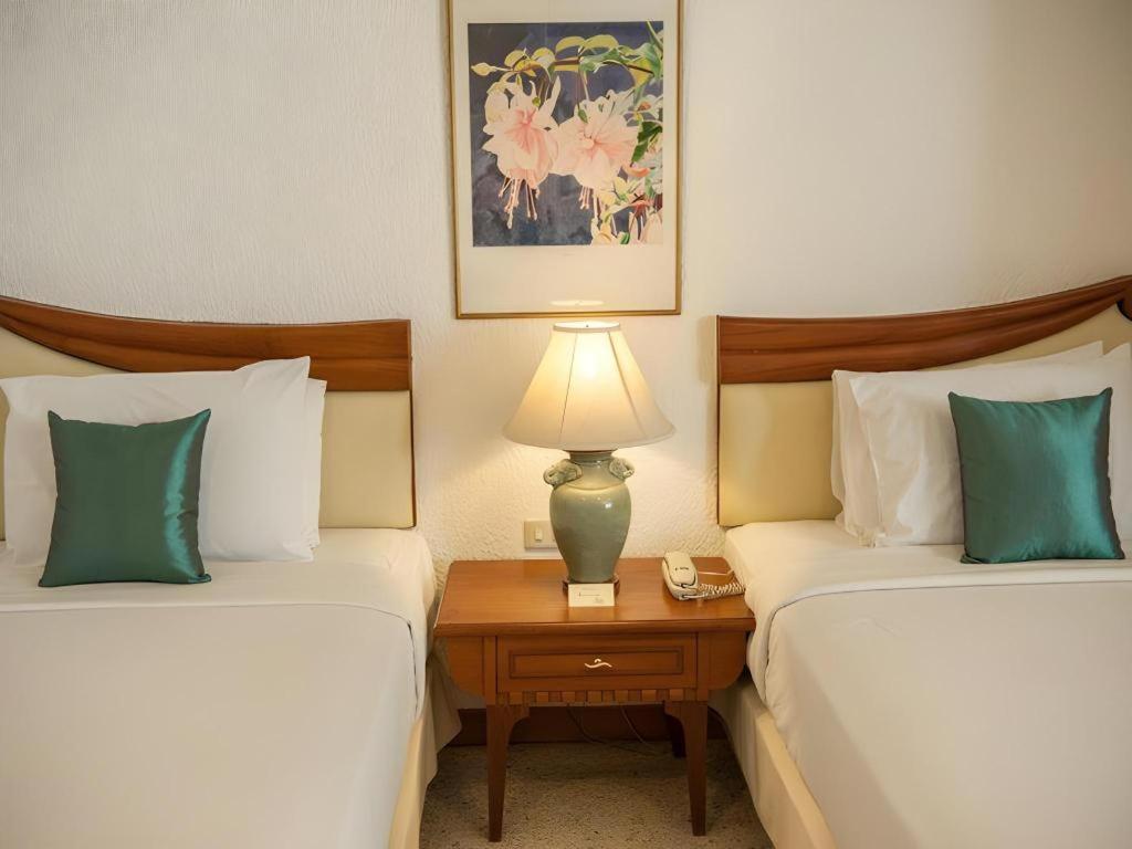 Lido Beach Hotel Pattaya Luaran gambar